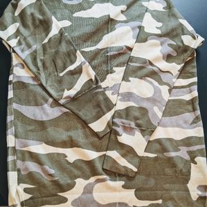 Boston Proper V neck long sleeve